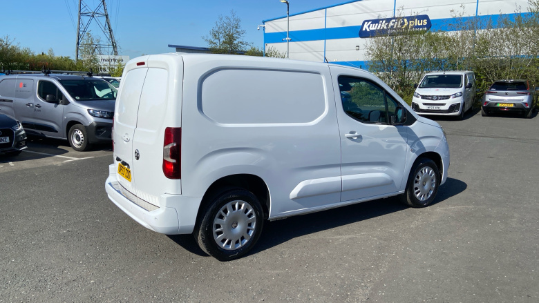 Vauxhall Combo Cargo Combo L1 Diesel 2300 1.5 Turbo D 100ps H1 Pro Van
